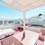 Luxury Hariton Villa *
