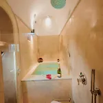 Luxury Hariton Emporio (Santorini)