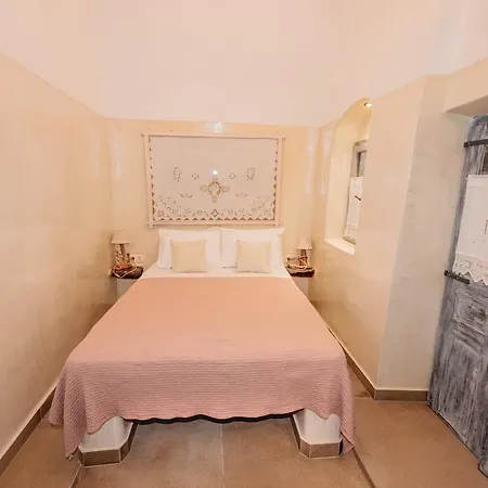 Luxury Hariton Villa