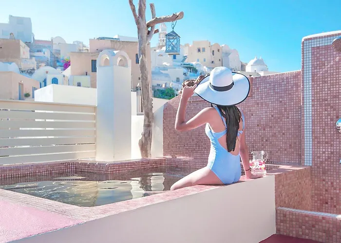 Luxury Hariton * Emporio (Santorini)