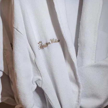 Luxury Hariton Εμπορειό